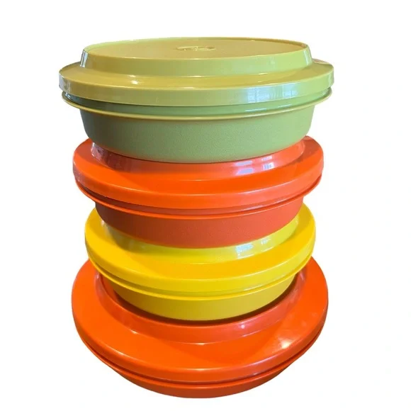 【希少品】Tupperware 7 Circle Container Tupperware 7 Circle Container